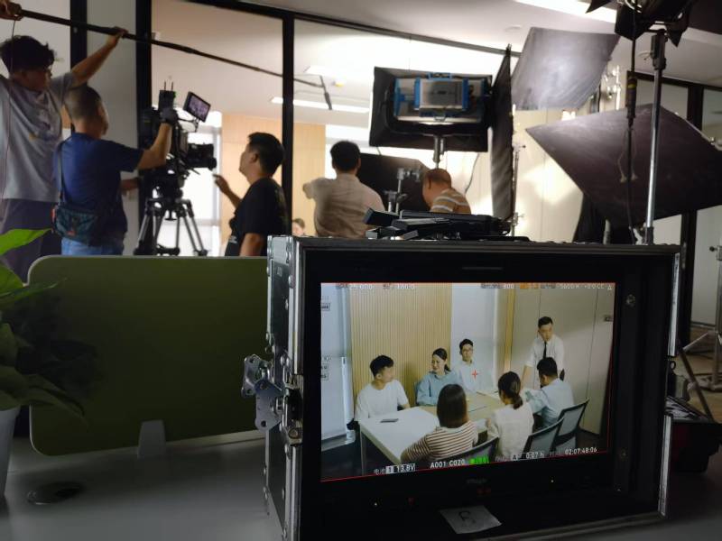 阿里TVC拍摄公司：科技产品视觉化大师，诠释未来感与功能美学