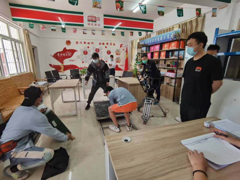 阿里广告片拍摄公司：极简主义践行者，少即是多的视觉哲学